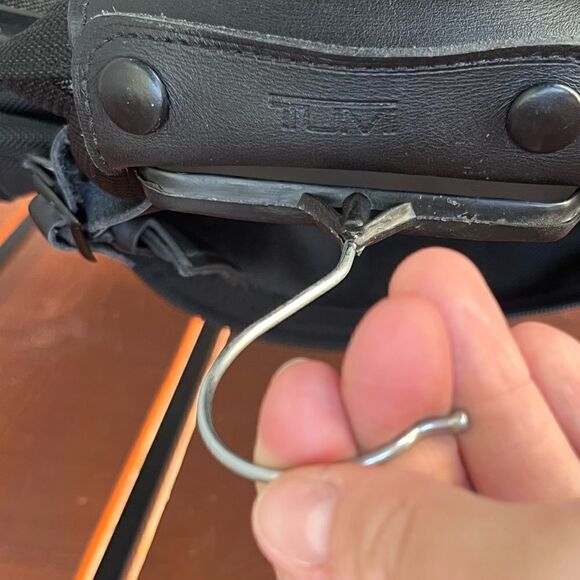 TUMI Alpha Duffle Bag/Classic Travel Carry on 223D3 - Picture 6 of 9